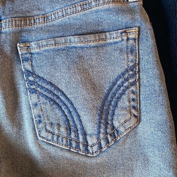Distressed Hollister jean cut offs - Picture 3 of 4